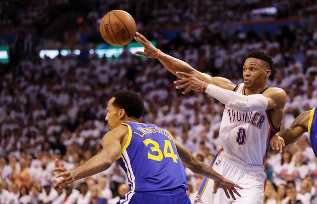 一场1-0！让英超大黑马狂欢：落后阿森纳4分要争2，7队争五差5分.