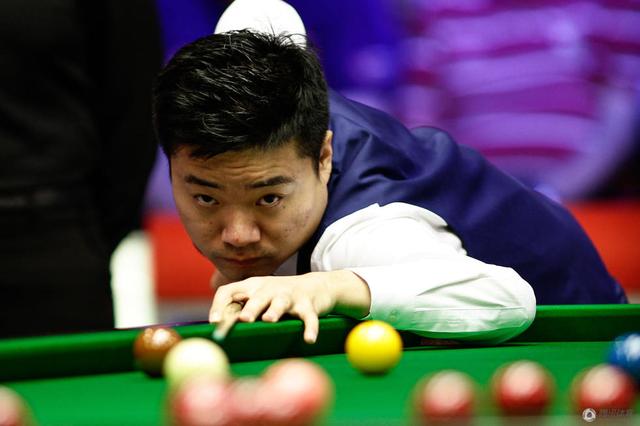 体育西甲：阿尔梅里亚0-1奥萨苏纳