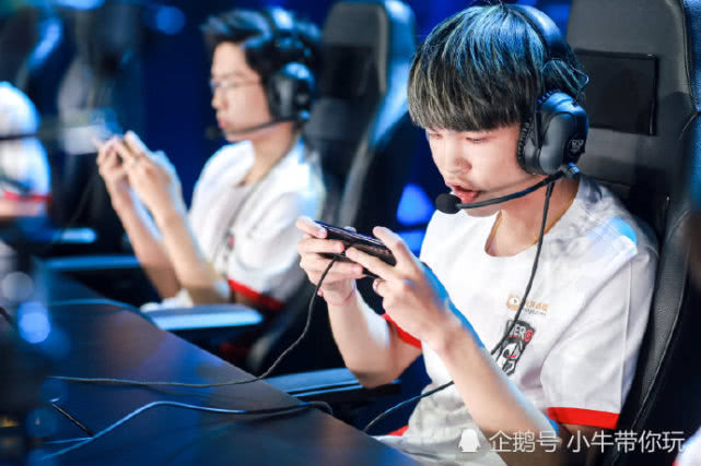 有着巨大提 有着巨大提