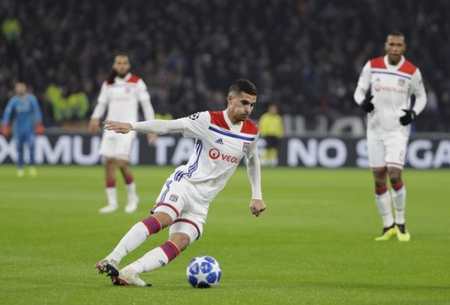 他并不是够 他并不是够