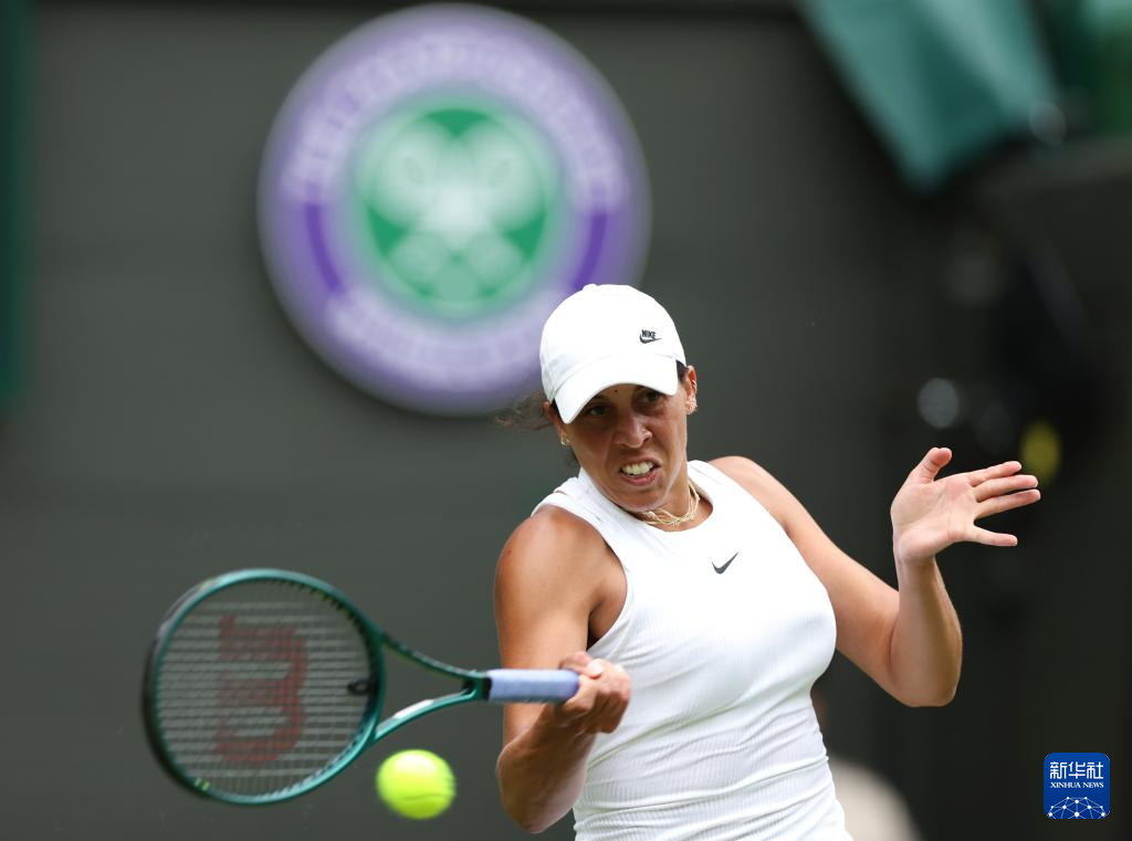 美网第3日中国3人全部晋级 郑钦文连续3年进32强